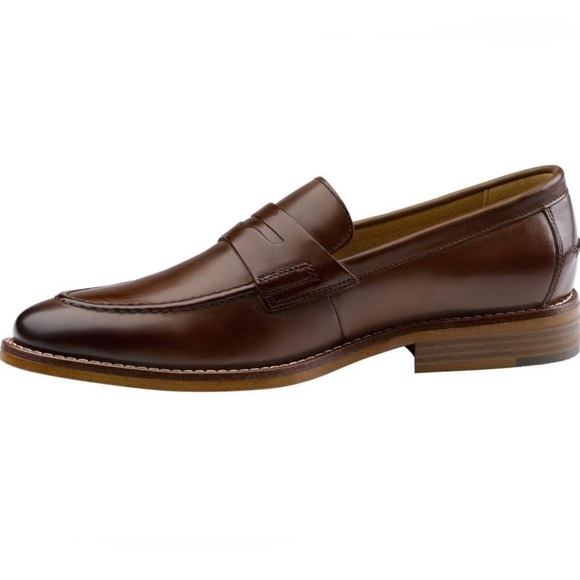 G.H. Bass & Co. Men's Conner Slip-On Loafer - Picture 3 of 6